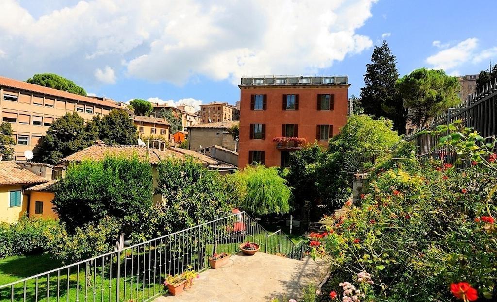 Hotel San Sebastiano Перуджа Екстер'єр фото