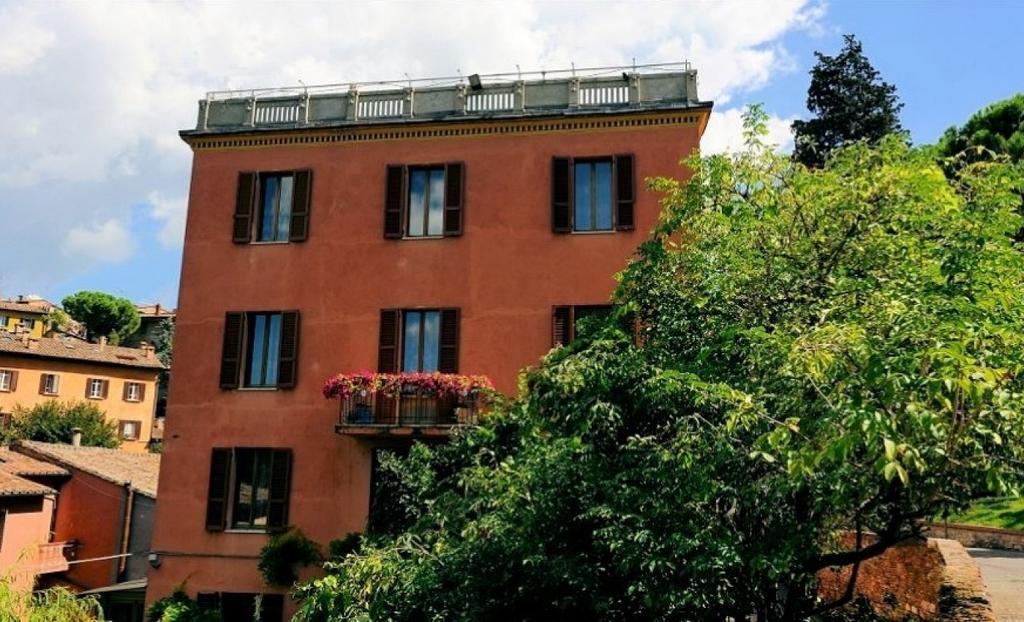Hotel San Sebastiano Перуджа Екстер'єр фото