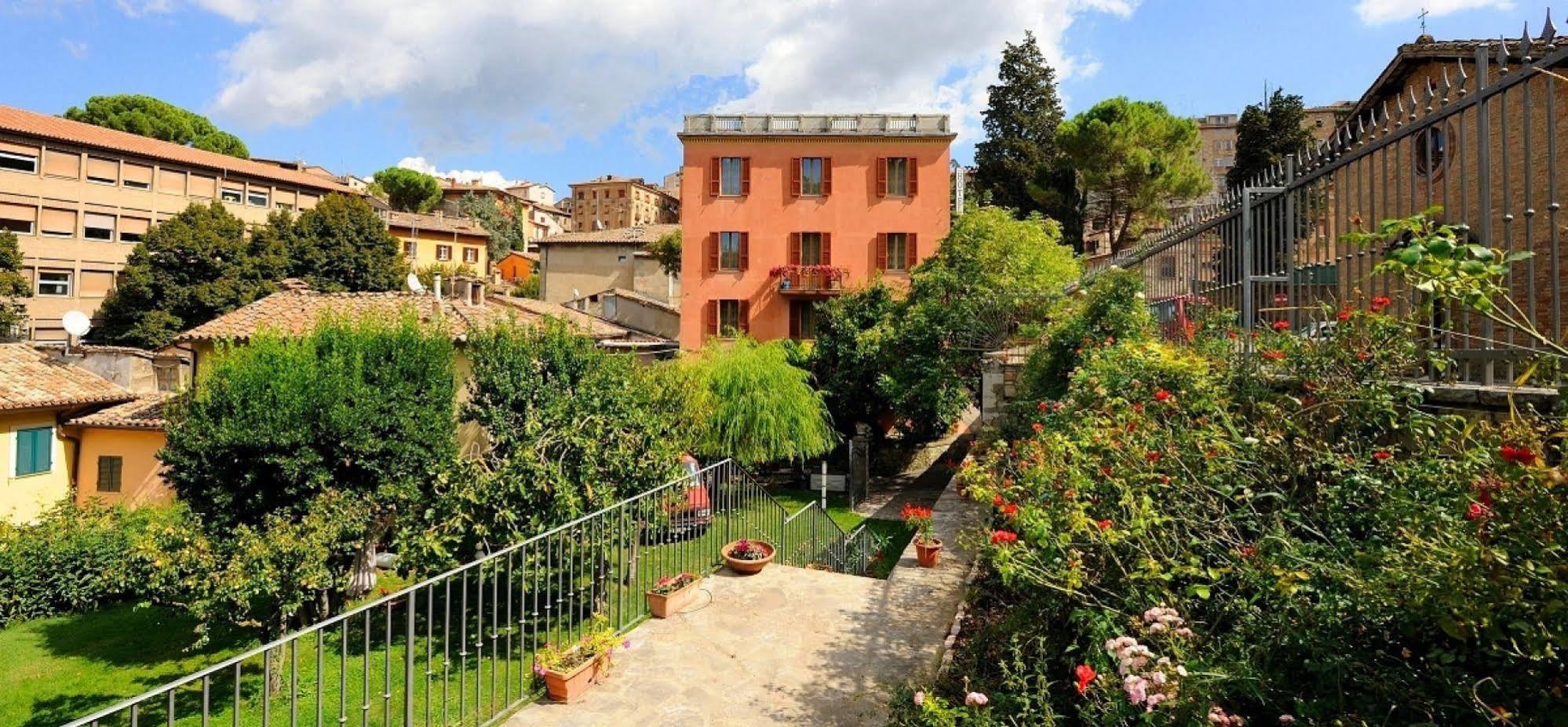 Hotel San Sebastiano Перуджа Екстер'єр фото