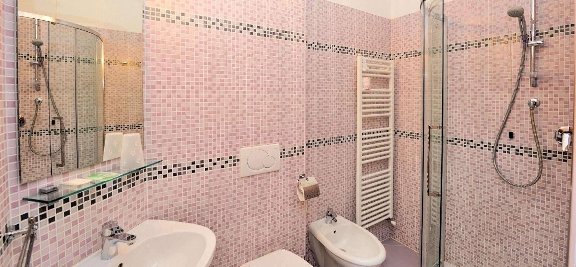 Hotel San Sebastiano Перуджа Екстер'єр фото